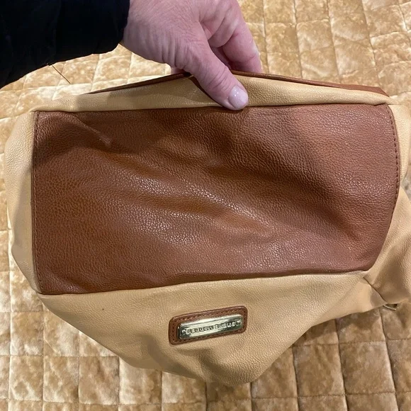 ✨EUC✨STEVE MADDEN faux leather bag with lots of pockets! Removable strap too🧡🤎 - Picture 10 of 14